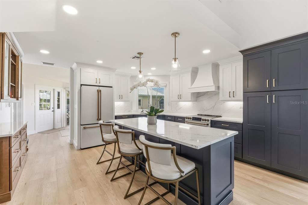 En Venta: $1,297,000 (3 camas, 3 baños, 2060 Pies cuadrados)
