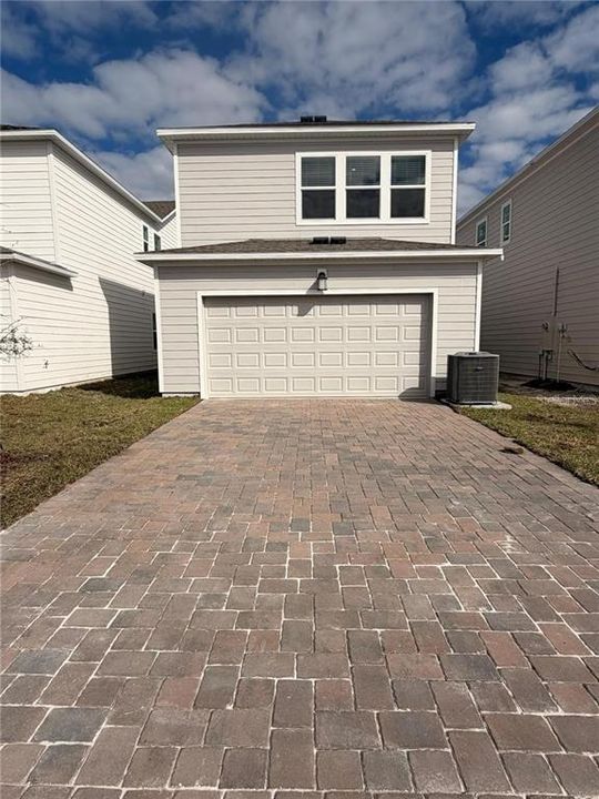 For Rent: $2,400 (3 beds, 2 baths, 1782 Square Feet)
