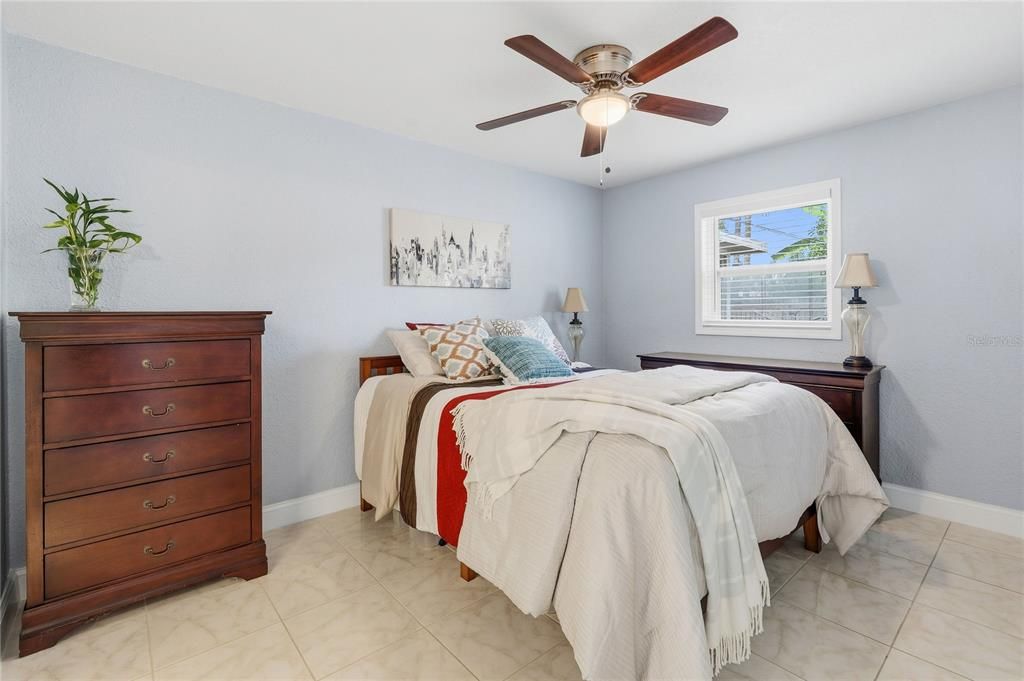 For Sale: $469,999 (4 beds, 2 baths, 1465 Square Feet)