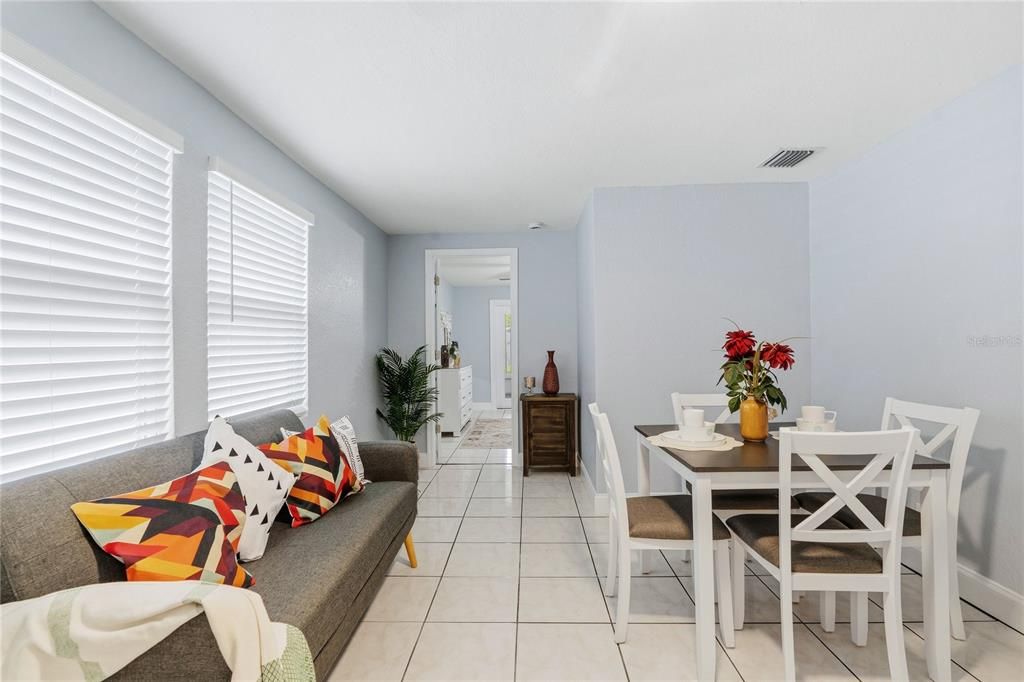 For Sale: $469,999 (4 beds, 2 baths, 1465 Square Feet)
