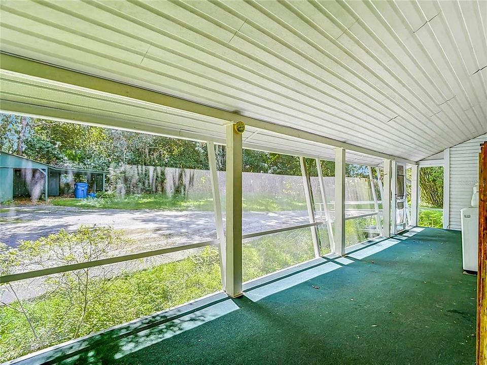 For Sale: $160,000 (2 beds, 1 baths, 1759 Square Feet)