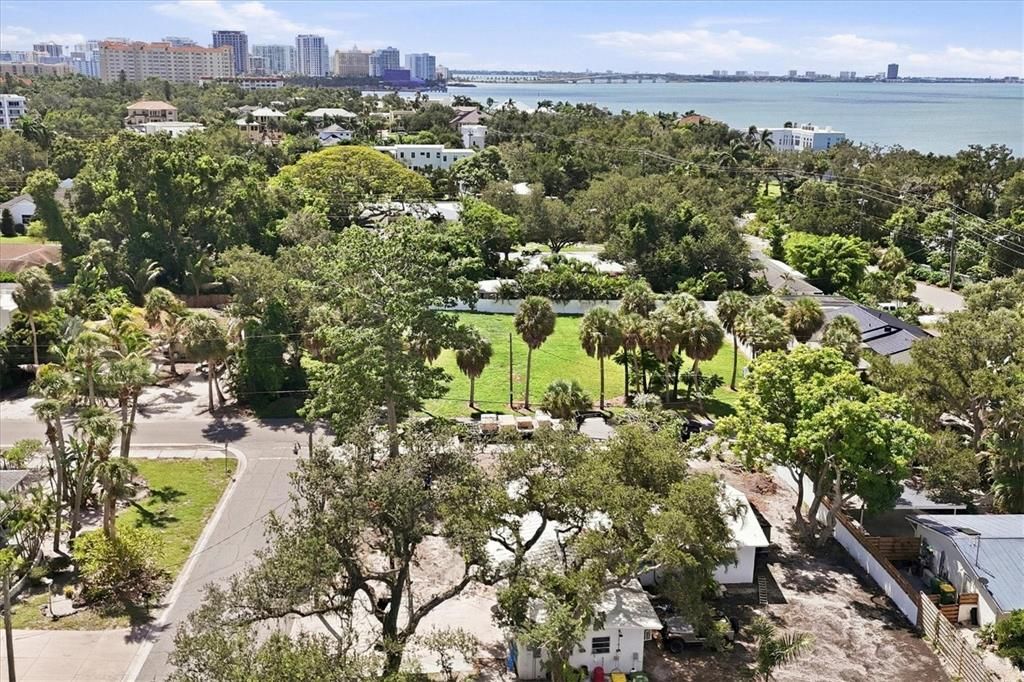 En Venta: $475,000 (0.19 acres)