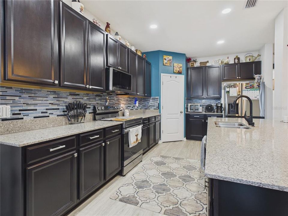 En Venta: $439,900 (5 camas, 3 baños, 3222 Pies cuadrados)
