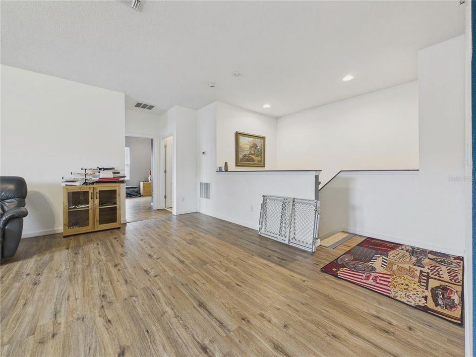 En Venta: $439,900 (5 camas, 3 baños, 3222 Pies cuadrados)