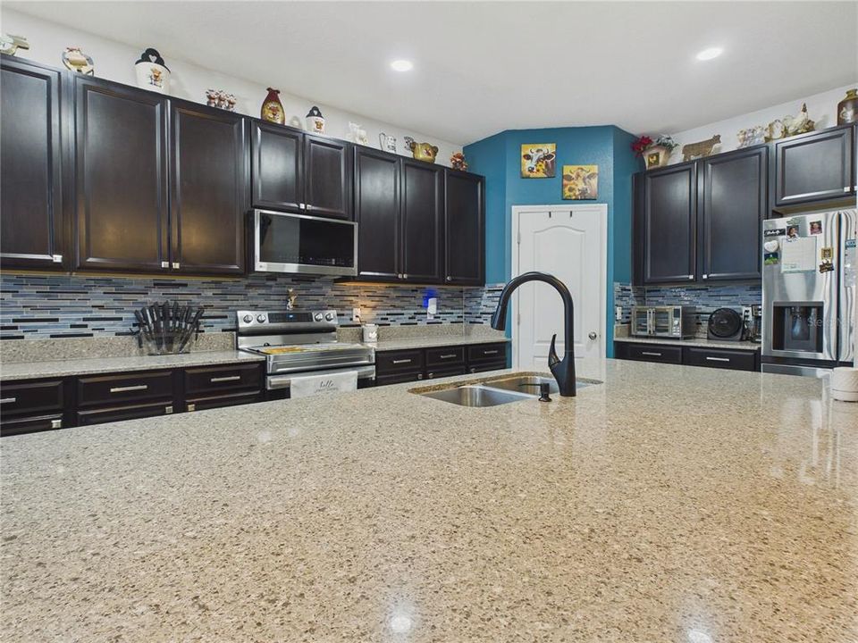 En Venta: $439,900 (5 camas, 3 baños, 3222 Pies cuadrados)