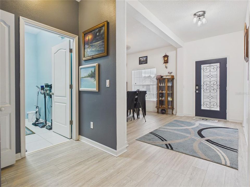 En Venta: $439,900 (5 camas, 3 baños, 3222 Pies cuadrados)