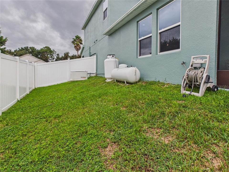 En Venta: $439,900 (5 camas, 3 baños, 3222 Pies cuadrados)