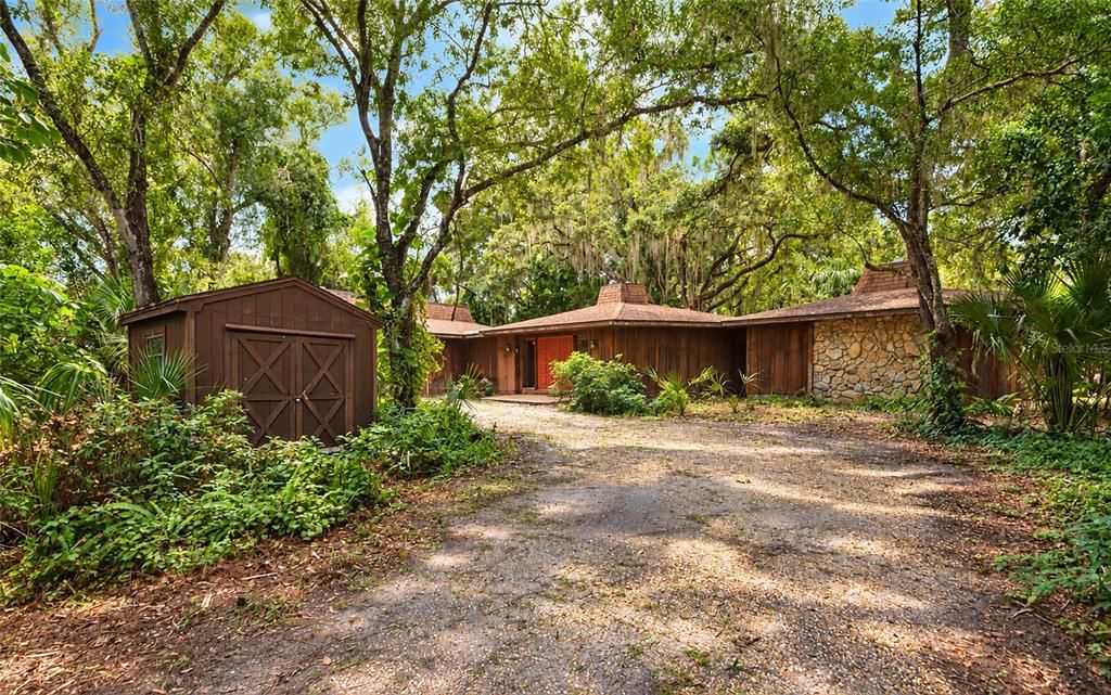 En Venta: $595,000 (3 camas, 2 baños, 2465 Pies cuadrados)