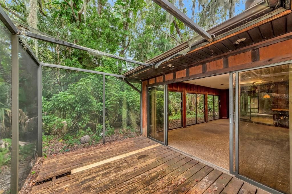 En Venta: $595,000 (3 camas, 2 baños, 2465 Pies cuadrados)