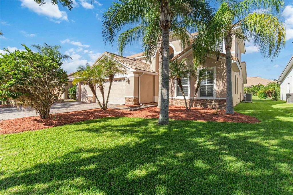 En Venta: $575,000 (4 camas, 3 baños, 3591 Pies cuadrados)