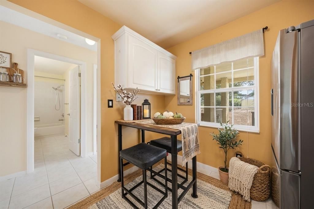 For Sale: $197,500 (2 beds, 2 baths, 985 Square Feet)