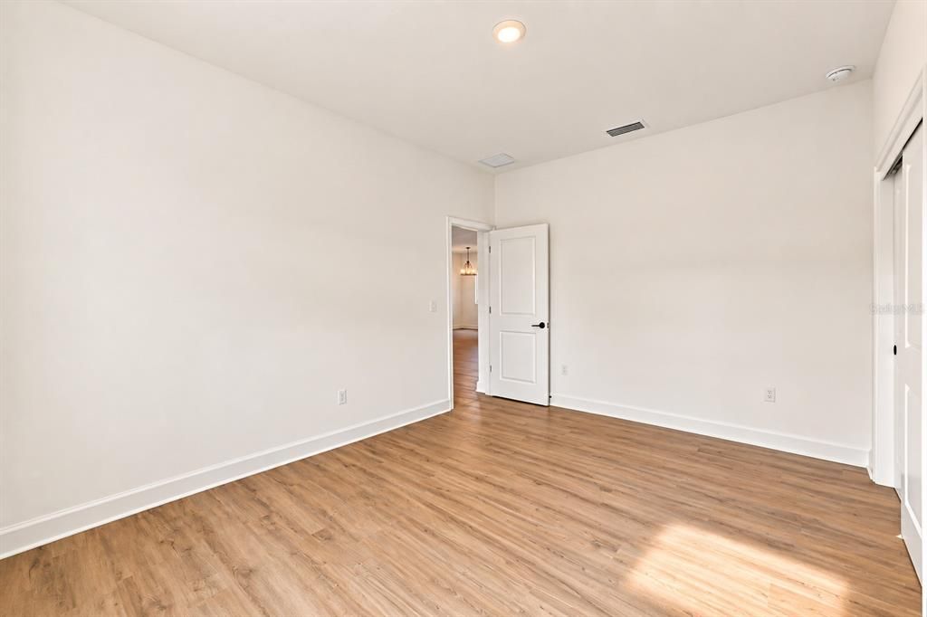 For Sale: $409,000 (4 beds, 3 baths, 2088 Square Feet)