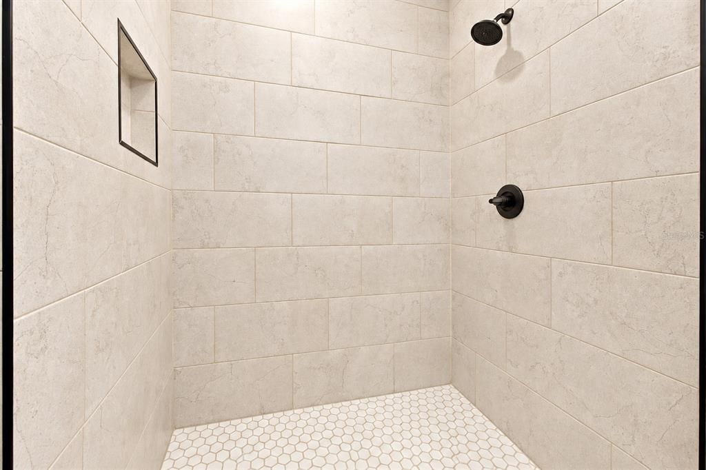 For Sale: $409,000 (4 beds, 3 baths, 2088 Square Feet)