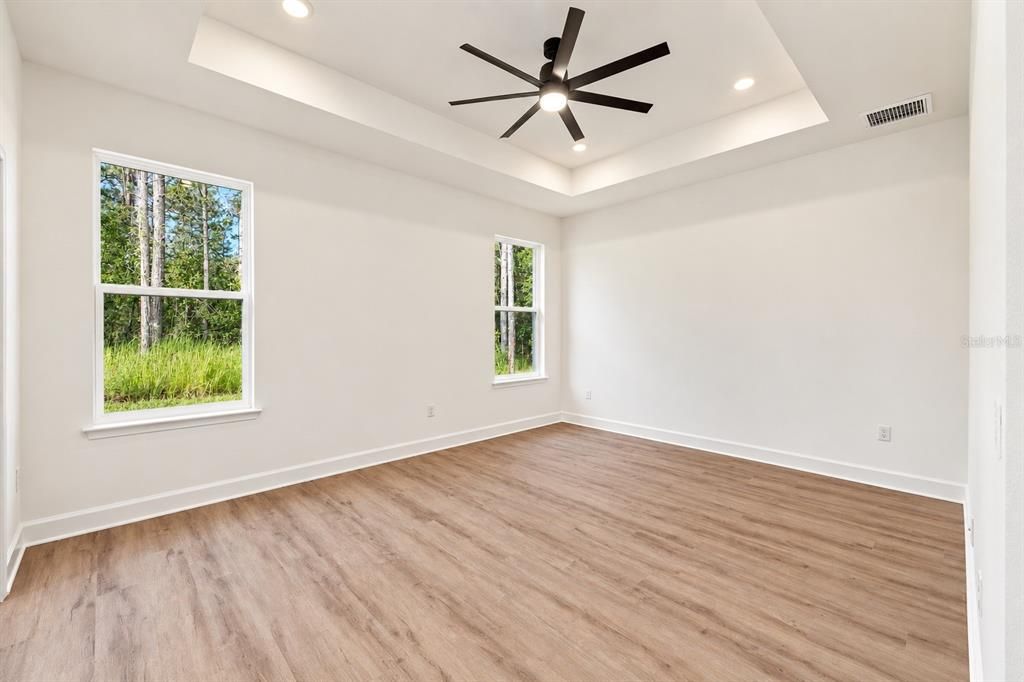 For Sale: $409,000 (4 beds, 3 baths, 2088 Square Feet)