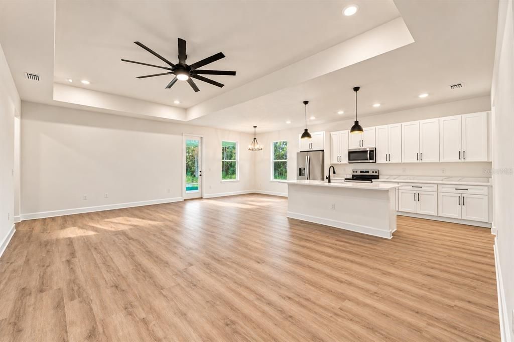 For Sale: $409,000 (4 beds, 3 baths, 2088 Square Feet)