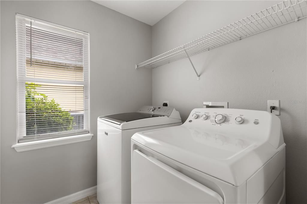 Activo con contrato: $429,000 (3 camas, 2 baños, 1891 Pies cuadrados)