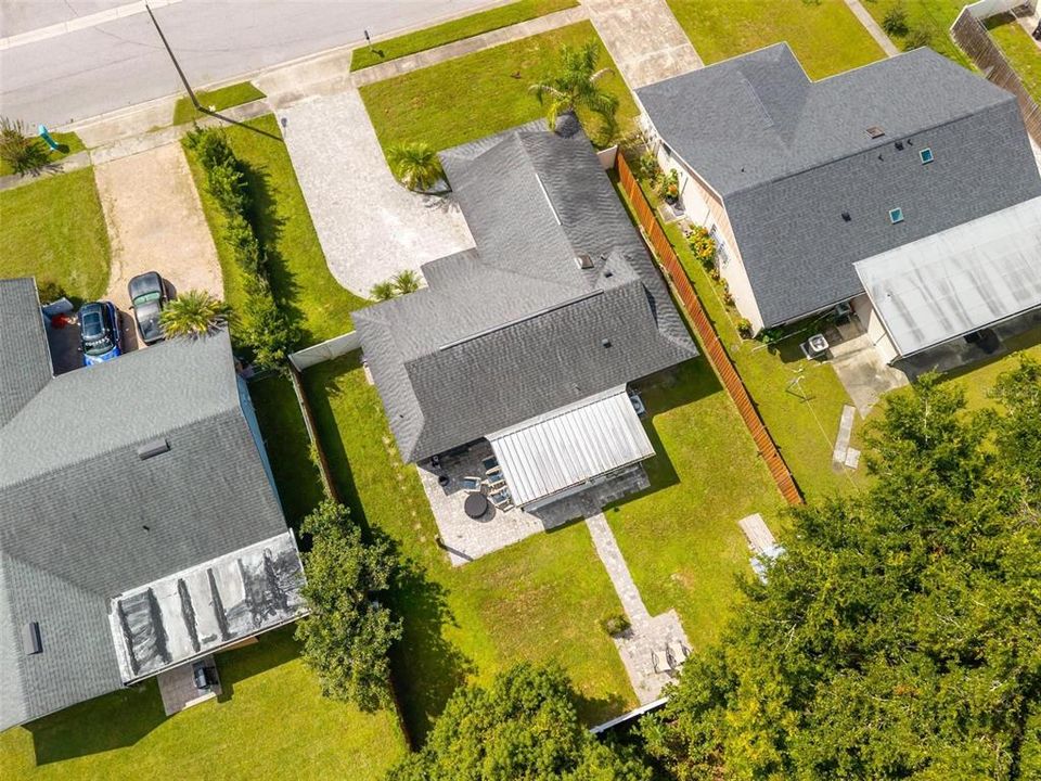 На продажу: $335,000 (2 спален, 2 ванн, 1055 Квадратных фут)
