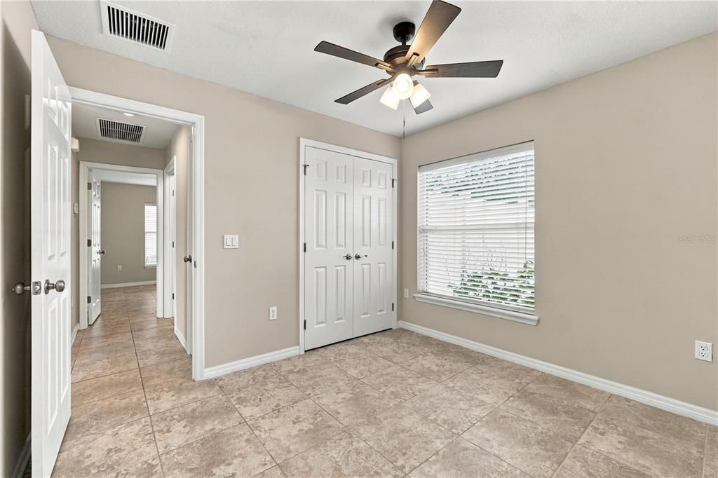 For Sale: $350,000 (3 beds, 2 baths, 1296 Square Feet)