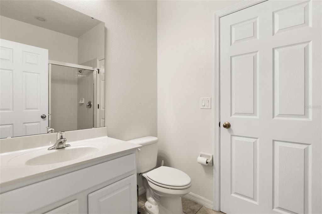 For Sale: $365,000 (4 beds, 3 baths, 1907 Square Feet)