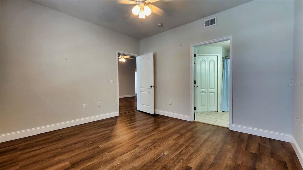 В аренду: $2,100 (3 спален, 2 ванн, 1400 Квадратных фут)