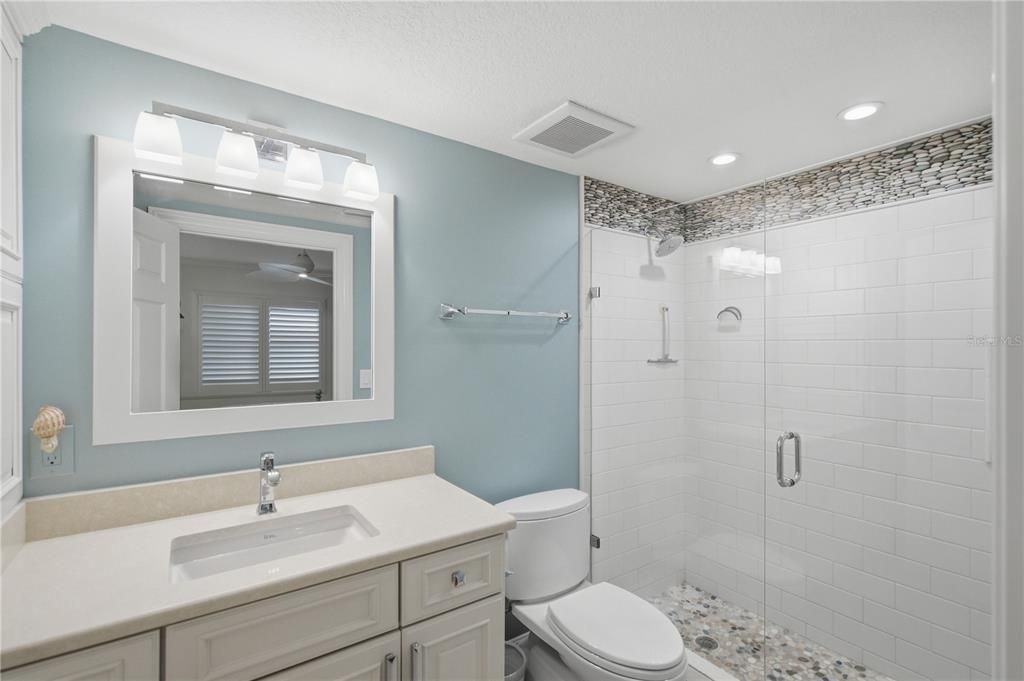 Active With Contract: $2,325,000 (3 beds, 3 baths, 2227 Square Feet)
