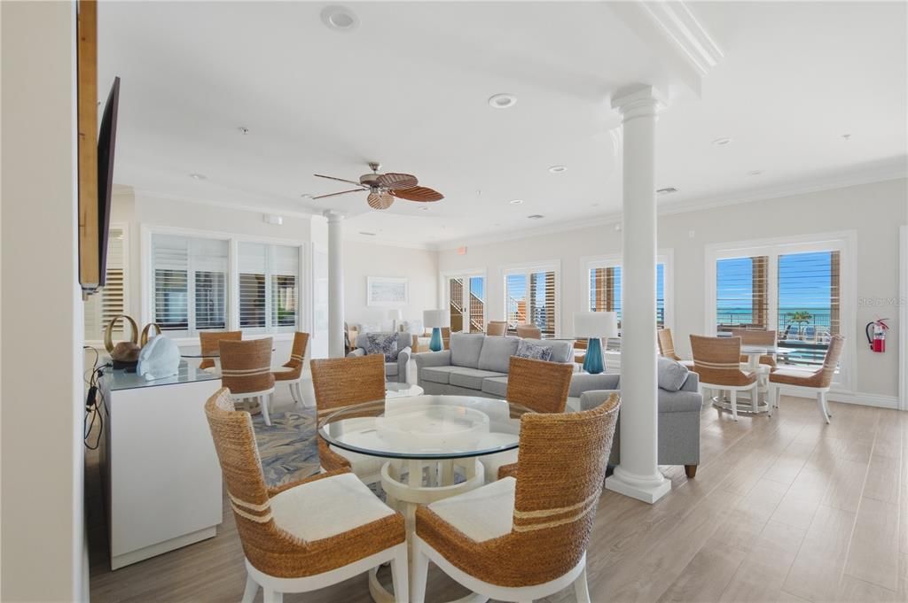 Active With Contract: $2,325,000 (3 beds, 3 baths, 2227 Square Feet)