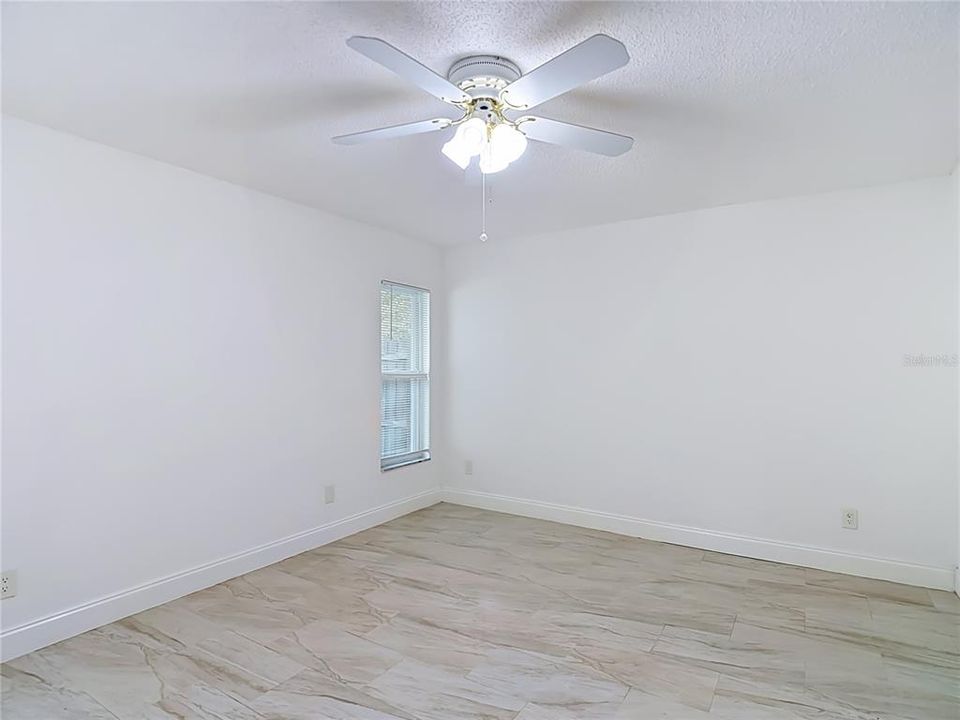 En Venta: $574,900 (3 camas, 2 baños, 1812 Pies cuadrados)