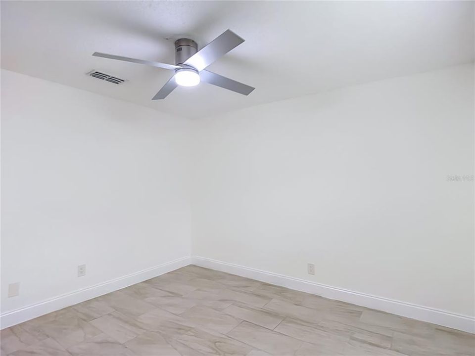 En Venta: $574,900 (3 camas, 2 baños, 1812 Pies cuadrados)