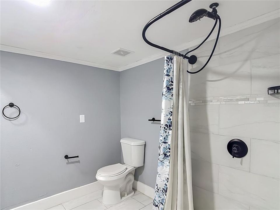 En Venta: $574,900 (3 camas, 2 baños, 1812 Pies cuadrados)