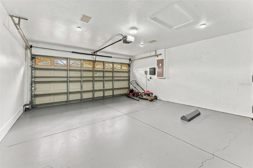 En Venta: $345,000 (3 camas, 2 baños, 1324 Pies cuadrados)