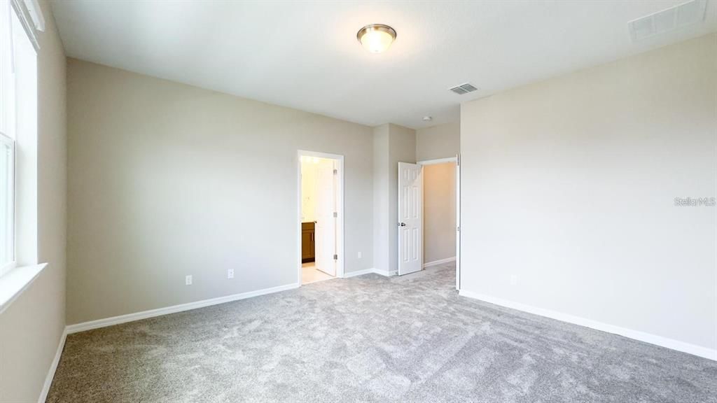 For Rent: $3,000 (3 beds, 2 baths, 1668 Square Feet)