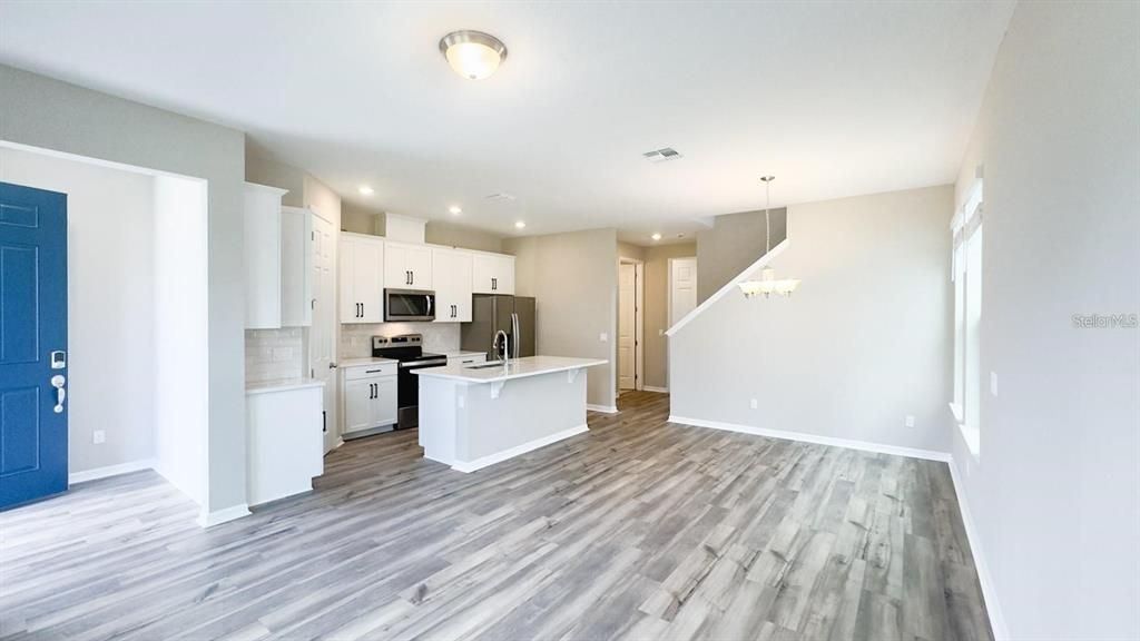 For Rent: $3,000 (3 beds, 2 baths, 1668 Square Feet)