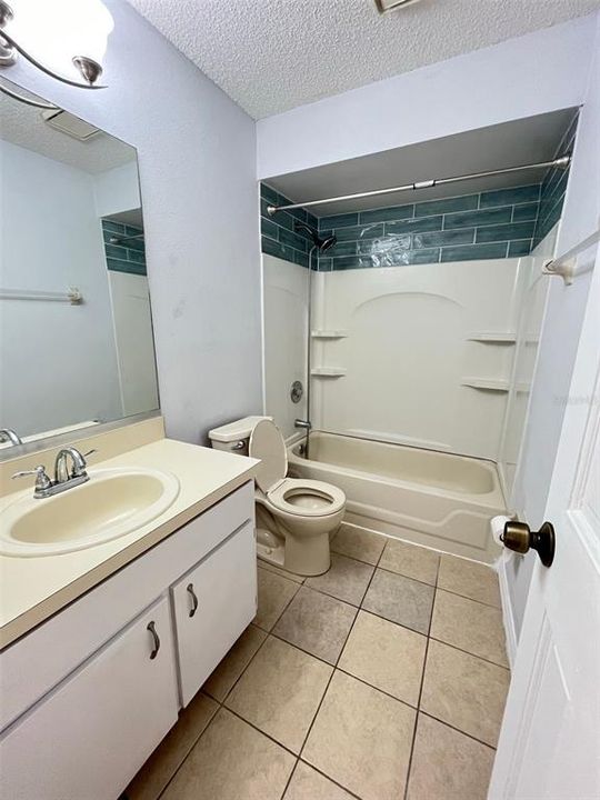 For Rent: $2,100 (3 beds, 2 baths, 1731 Square Feet)