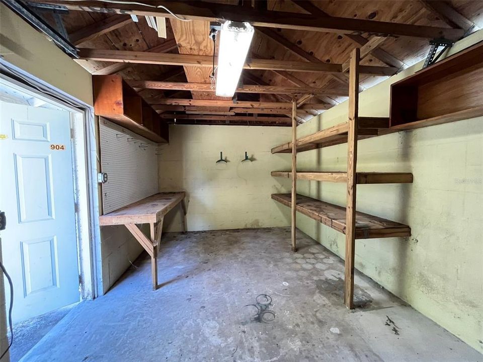 For Rent: $2,100 (3 beds, 2 baths, 1731 Square Feet)