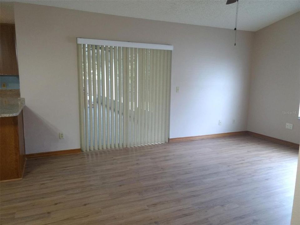 For Rent: $2,100 (3 beds, 2 baths, 1731 Square Feet)