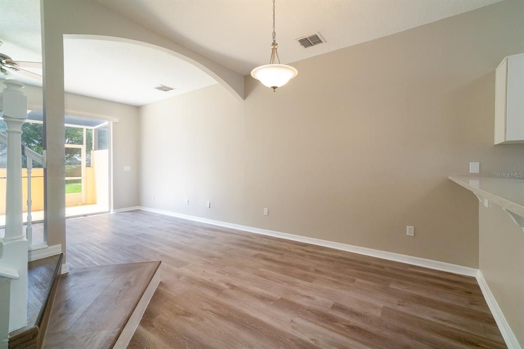 For Rent: $1,800 (3 beds, 2 baths, 1468 Square Feet)