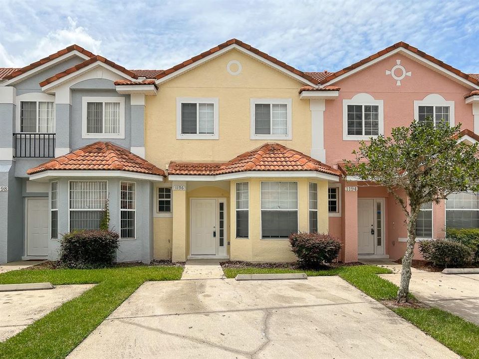 For Rent: $1,800 (3 beds, 2 baths, 1468 Square Feet)