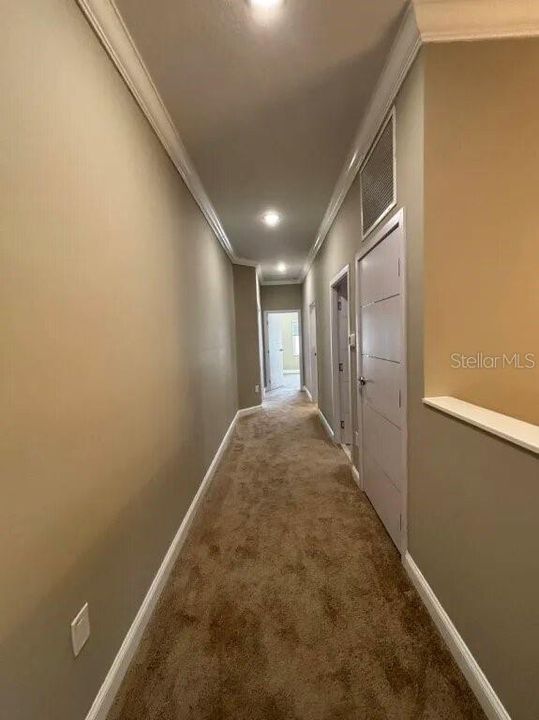 En Renta: $2,600 (4 camas, 2 baños, 2224 Pies cuadrados)