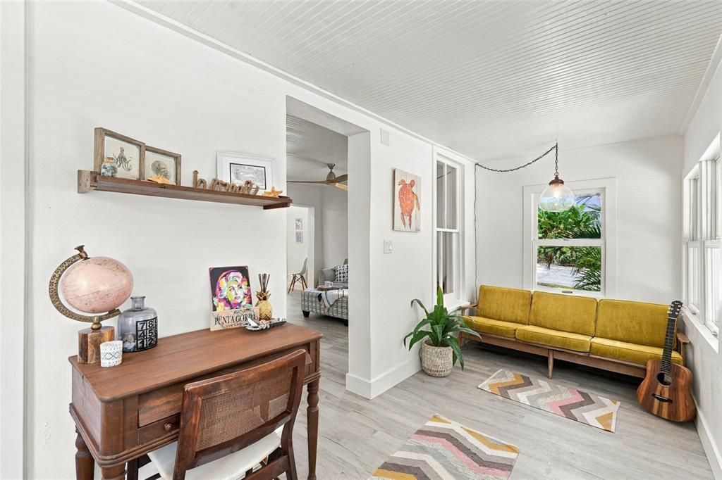 En Venta: $548,925 (2 camas, 2 baños, 1127 Pies cuadrados)