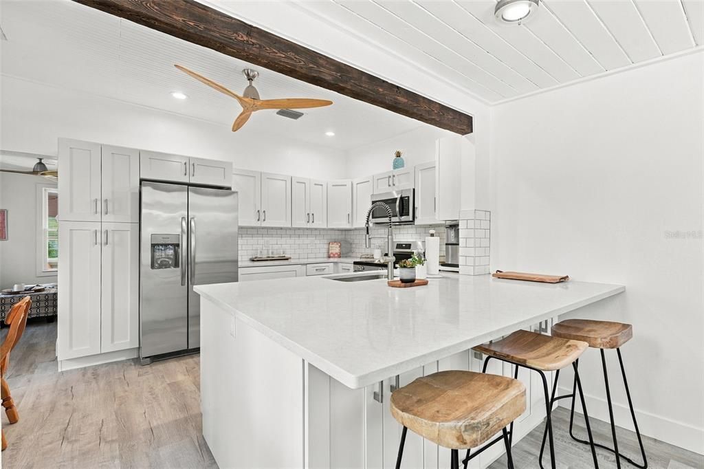 En Venta: $548,925 (2 camas, 2 baños, 1127 Pies cuadrados)