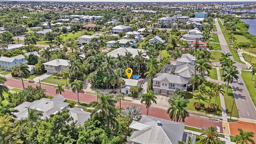 En Venta: $548,925 (2 camas, 2 baños, 1127 Pies cuadrados)