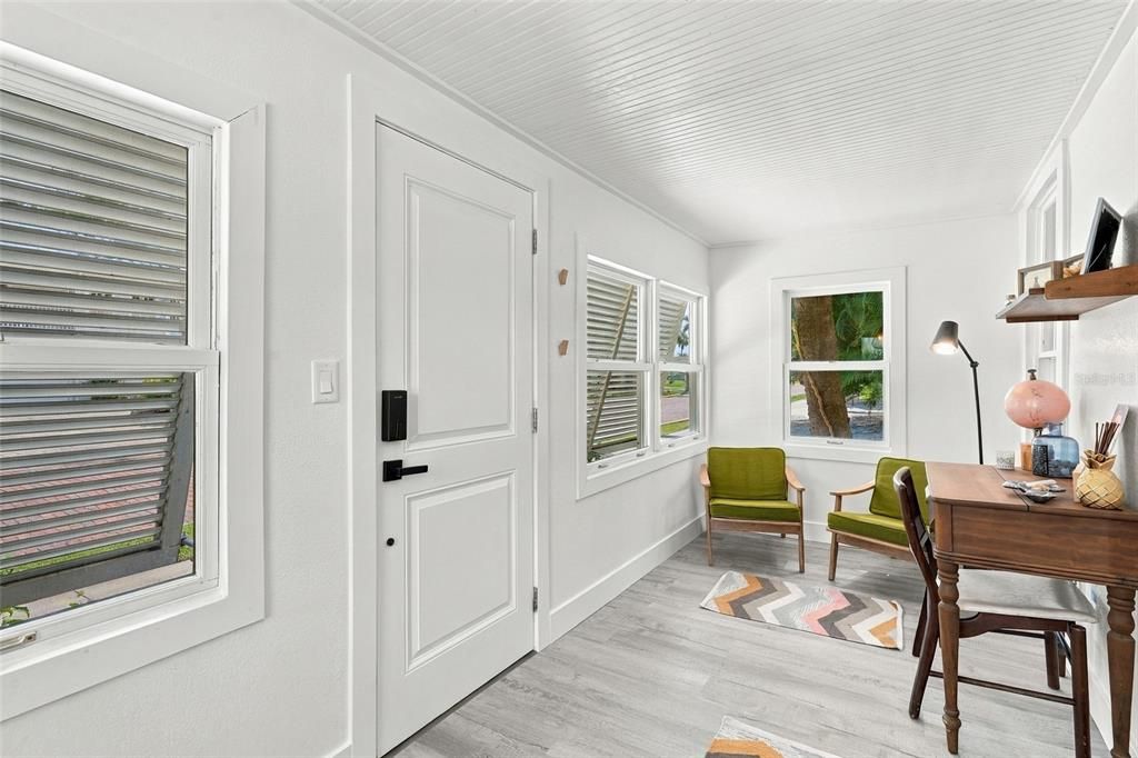 En Venta: $548,925 (2 camas, 2 baños, 1127 Pies cuadrados)