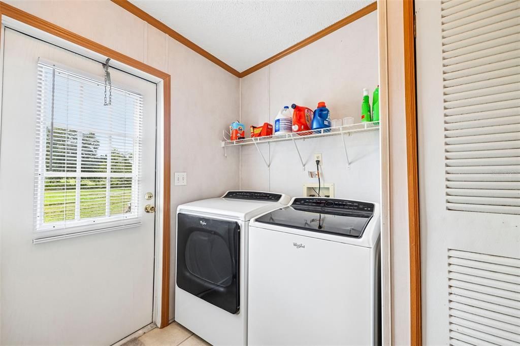 For Sale: $340,000 (4 beds, 2 baths, 2280 Square Feet)