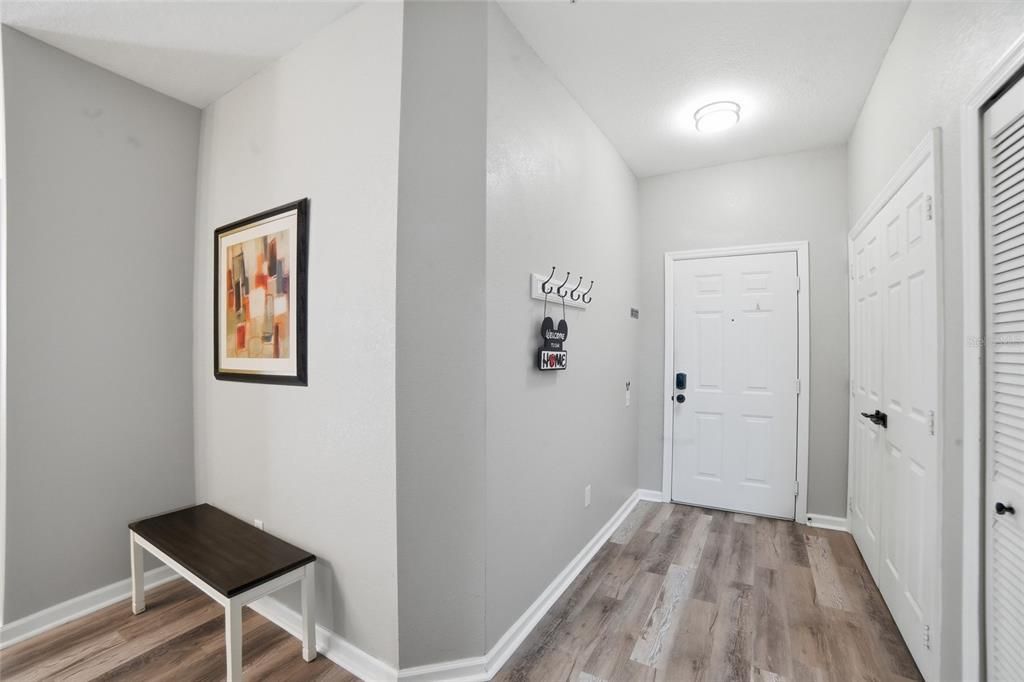 For Sale: $245,000 (3 beds, 2 baths, 1402 Square Feet)