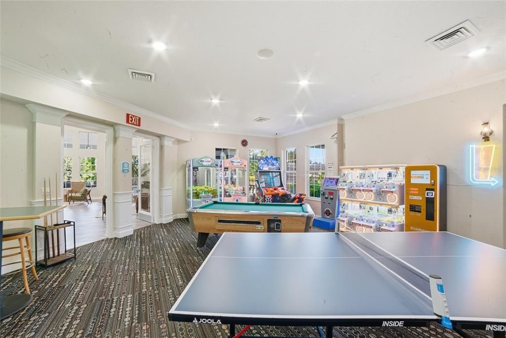 For Sale: $245,000 (3 beds, 2 baths, 1402 Square Feet)