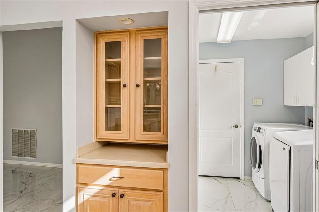 For Sale: $589,000 (3 beds, 2 baths, 2075 Square Feet)