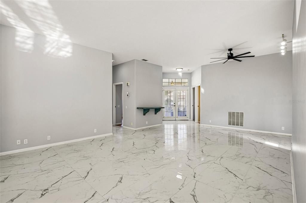For Sale: $589,000 (3 beds, 2 baths, 2075 Square Feet)