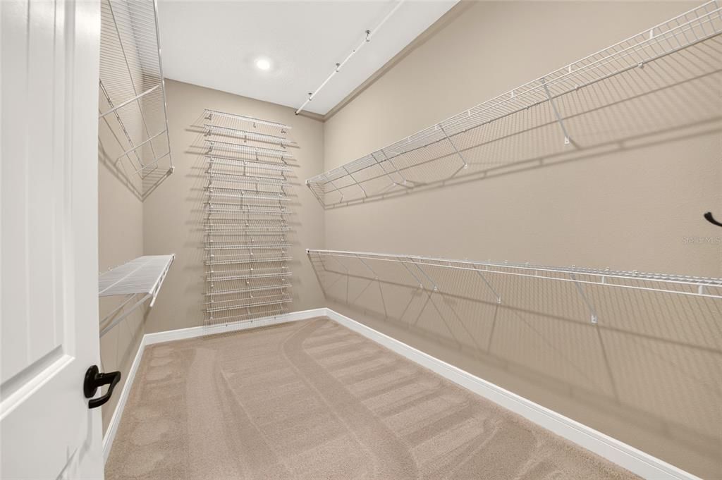 En Venta: $675,000 (3 camas, 3 baños, 2892 Pies cuadrados)