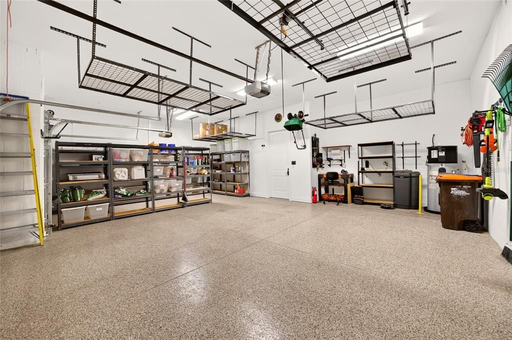 En Venta: $675,000 (3 camas, 3 baños, 2892 Pies cuadrados)