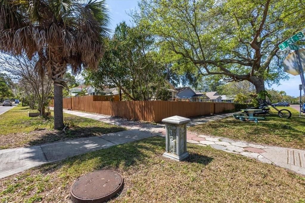 For Sale: $749,000 (7 beds, 0 baths, 3312 Square Feet)